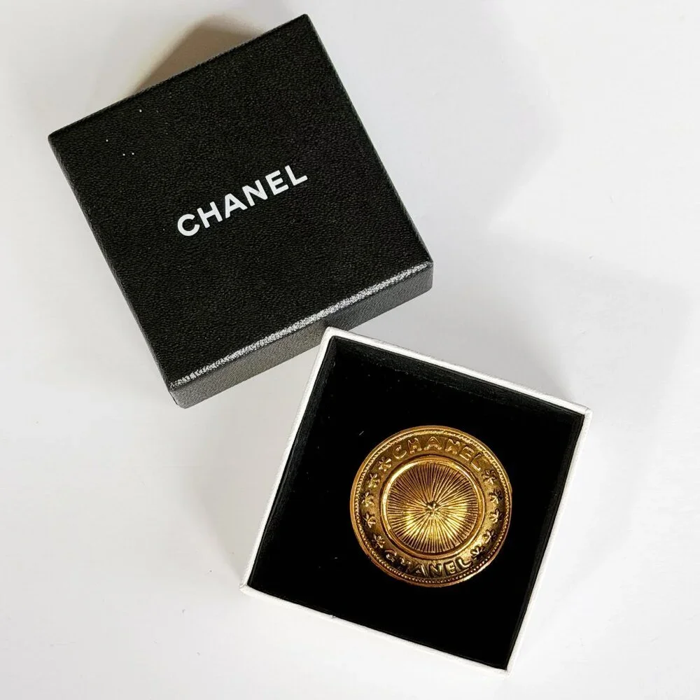 CHANEL Vintage Gold Sunburst Brooch Pin MINT